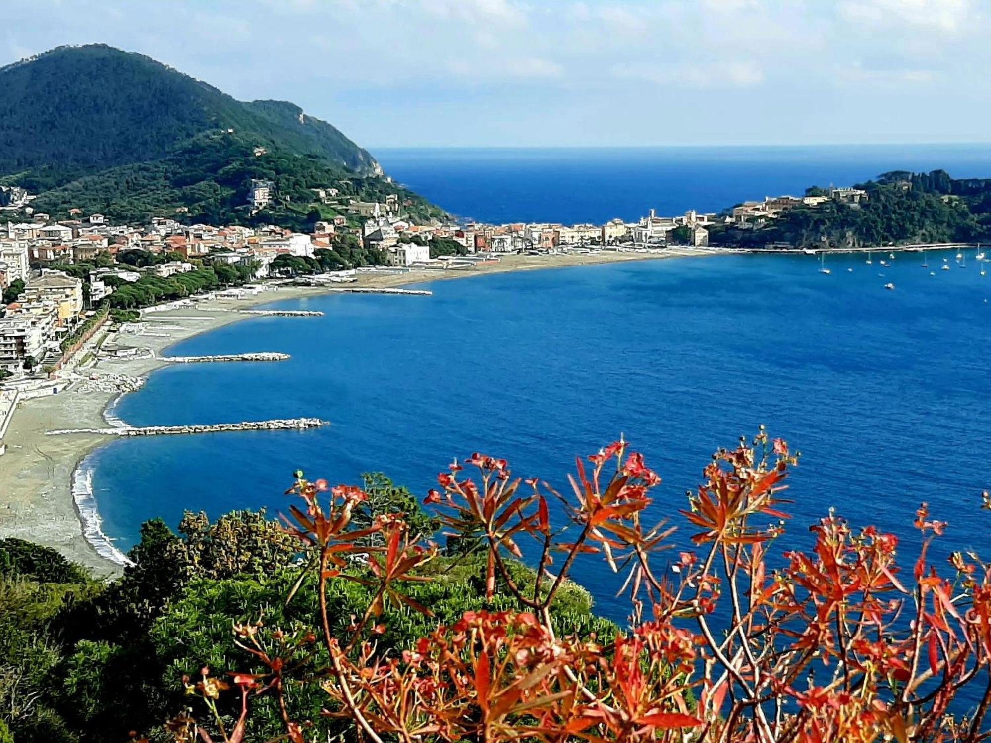 Apartment Caterina By Interhome Sestri Levante Bagian luar foto